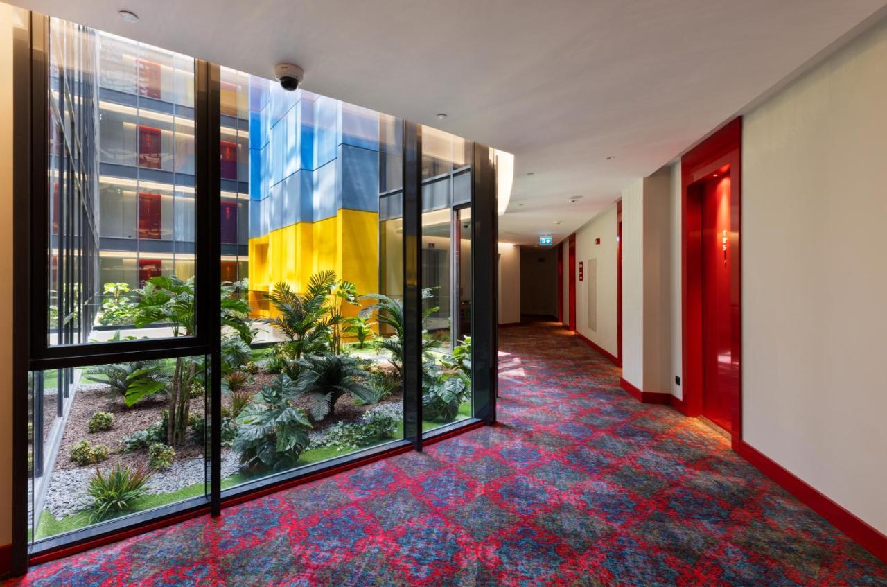 Ibis Styles Istanbul Merter Luaran gambar Interior of the hotel