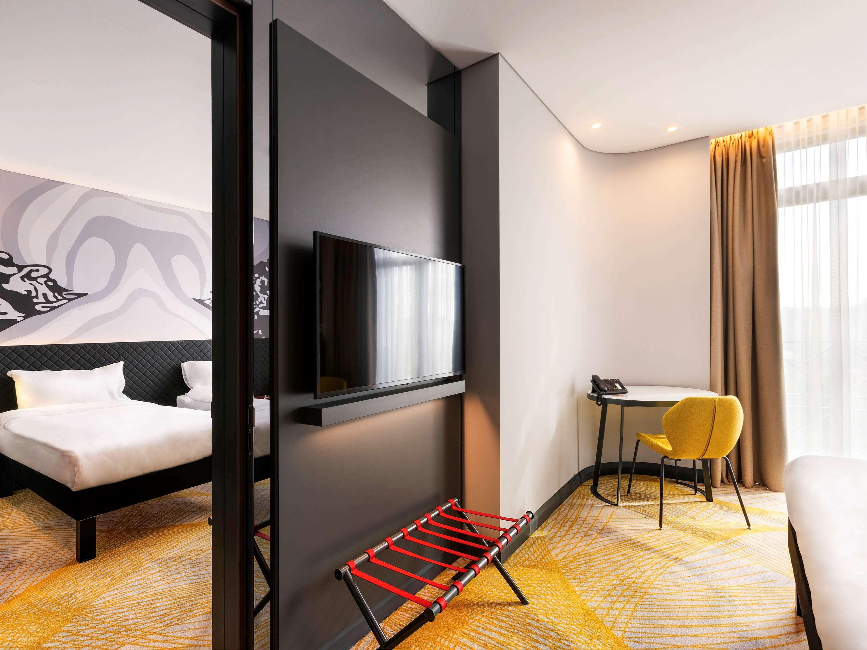 Ibis Styles Istanbul Merter Luaran gambar A room at the hotel