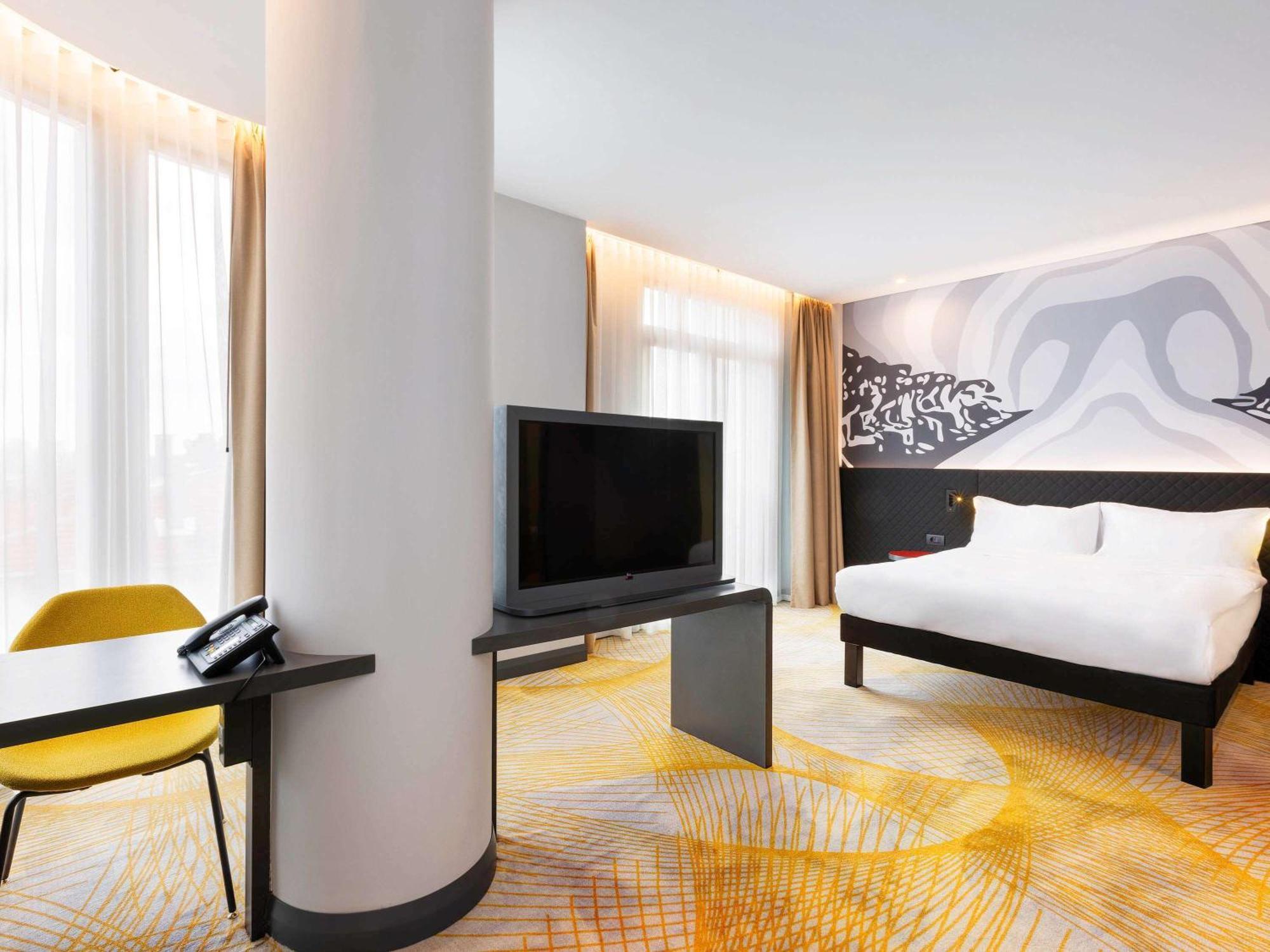 Ibis Styles Istanbul Merter Luaran gambar A room at the hotel